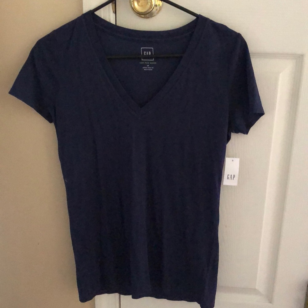 Gap V neck T-shirt, navy
